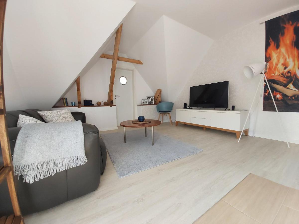 Backstage Apartment Kiel-Holtenau Extérieur photo